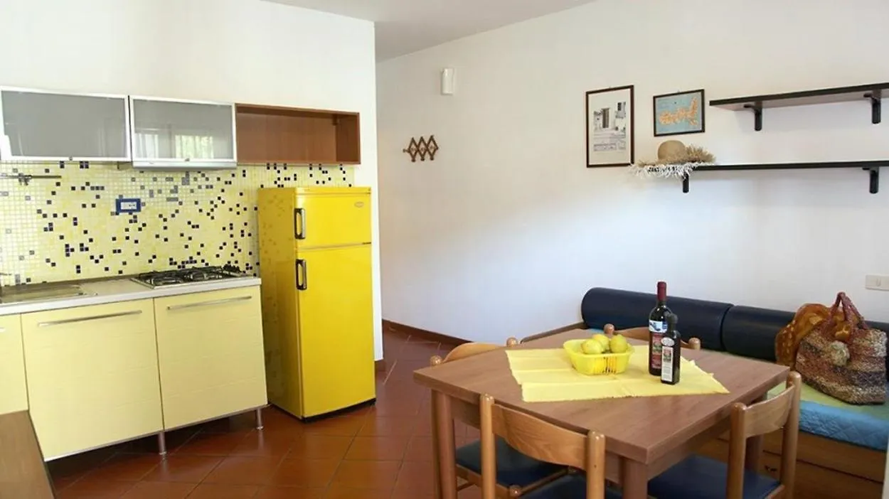 House And Apts. In Porto Azzurro 23632 Apartment