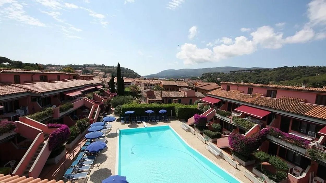 House And Apts. In Porto Azzurro 23632